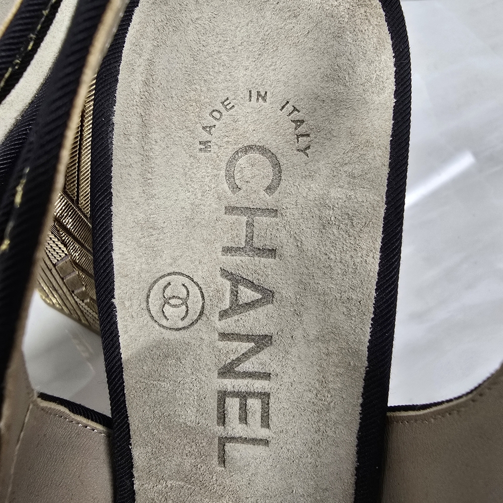 Chanel Heels - Picture 3 of 11